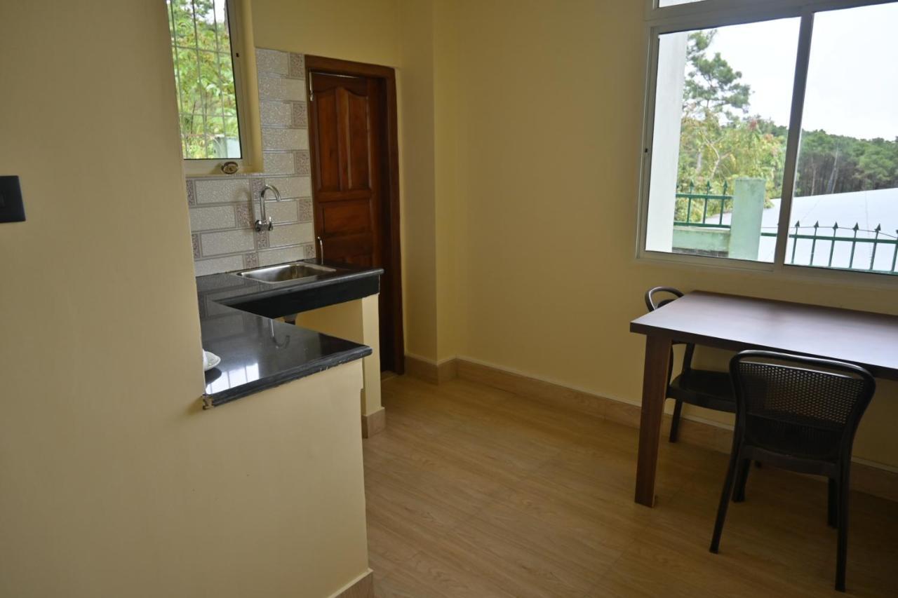 Treetops Residency Shillong Bagian luar foto